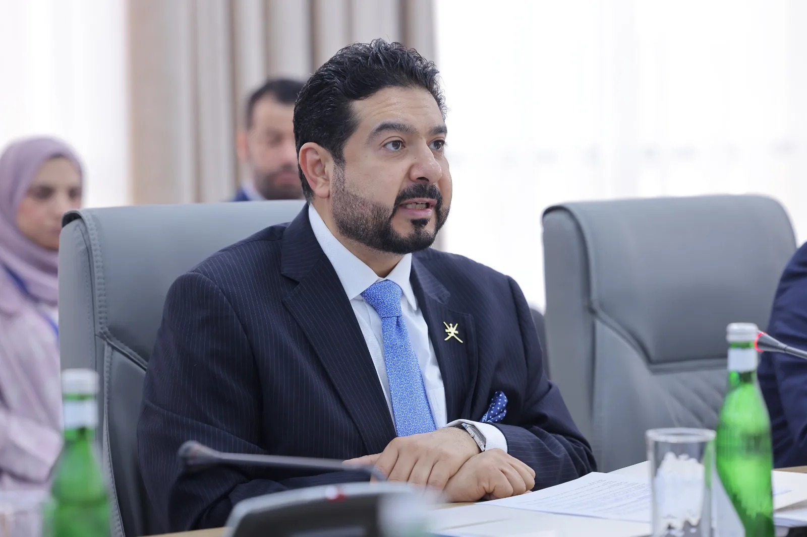 اللجنة المشتركة العمانية الأوزبكية تبحث أوجه التعاون التجاري والاقتصادي بين البلدين اللجنة المشتركة العمانية الأوزبكية تبحث أوجه التعاون التجاري والاقتصادي بين البلدين