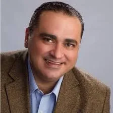 البشير: عندما يختفي القائد المتمكن البشير: عندما يختفي القائد المتمكن