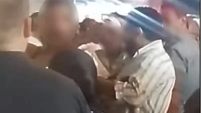 بعد اعتقاله.. التفاصيل الكاملة عن اعتداء شاب على فتاة أثناء جنازة في دمياط بعد اعتقاله.. التفاصيل الكاملة عن اعتداء شاب على فتاة أثناء جنازة في دمياط