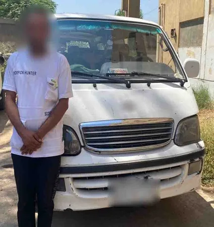 اعتقال سائق استخدم سيارته في استعراض خطير يهدد حياة المواطنين | فيديو اعتقال سائق استخدم سيارته في استعراض خطير يهدد حياة المواطنين | فيديو