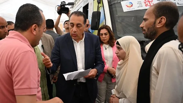 استجابة سريعة من مدبولي: رئيس الوزراء يوجه بعلاج فتاة فقدت بصرها نتيجة اعتداء من طفل استجابة سريعة من مدبولي: رئيس الوزراء يوجه بعلاج فتاة فقدت بصرها نتيجة اعتداء من طفل