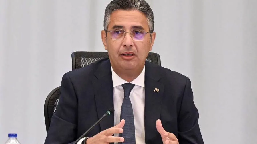 وزير التموين: توفر شامل للسلع الأساسية وفترات كفاية تزيد عن 6 أشهر وزير التموين: توفر شامل للسلع الأساسية وفترات كفاية تزيد عن 6 أشهر