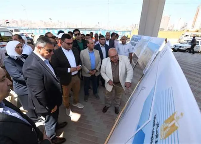 وزير الإسكان يُشدد على أهمية إنشاء مساحات خضراء وفعاليات ترفيهية حول مشروع كوبرى 45 (صور) وزير الإسكان يُشدد على أهمية إنشاء مساحات خضراء وفعاليات ترفيهية حول مشروع كوبرى 45 (صور)