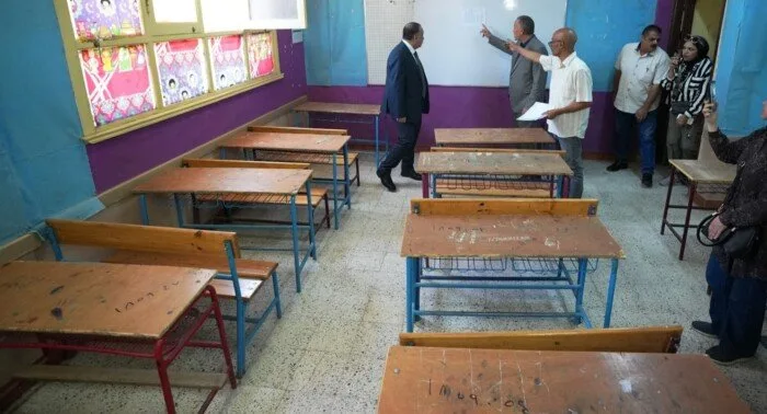 محافظ أسيوط يشرف على استعدادات المدارس ومراكز الامتحانات لامتحانات الثانوية العامة 2025 محافظ أسيوط يشرف على استعدادات المدارس ومراكز الامتحانات لامتحانات الثانوية العامة 2025