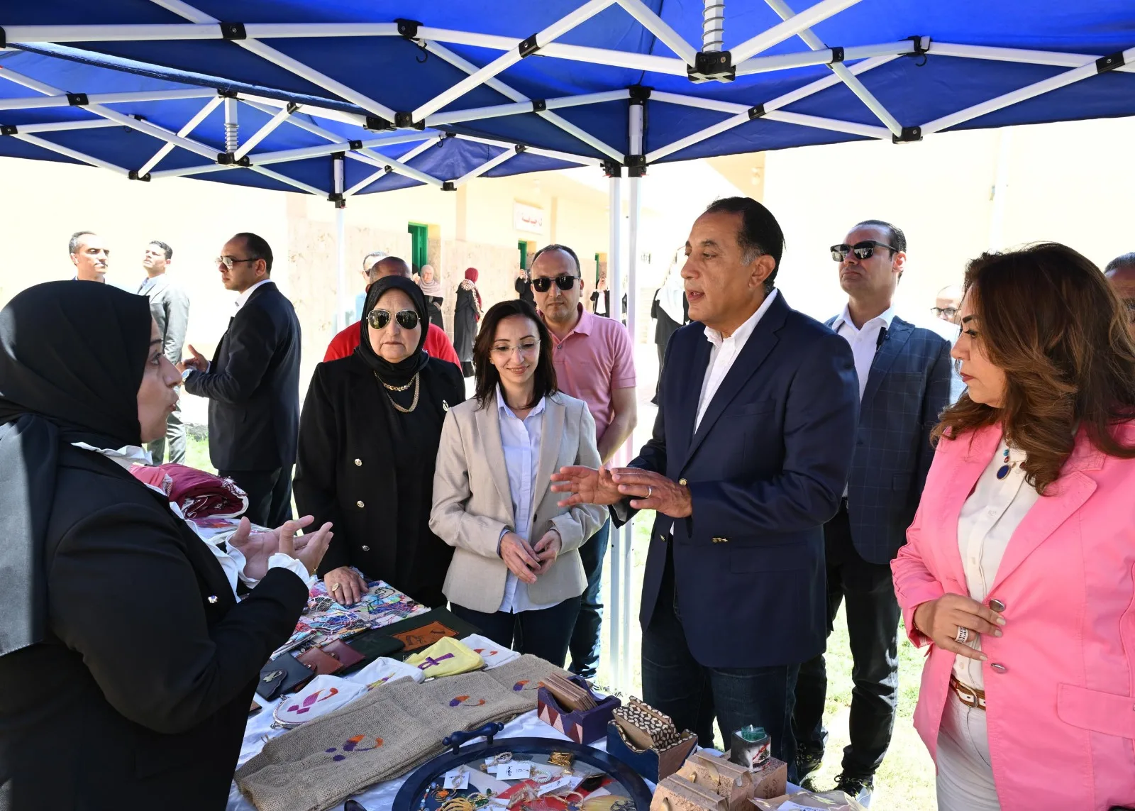 رئيس الوزراء يقوم بزيارة مركز التنمية للأسرة والطفل في زاوية صقر بالبحيرة.. صور رئيس الوزراء يقوم بزيارة مركز التنمية للأسرة والطفل في زاوية صقر بالبحيرة.. صور