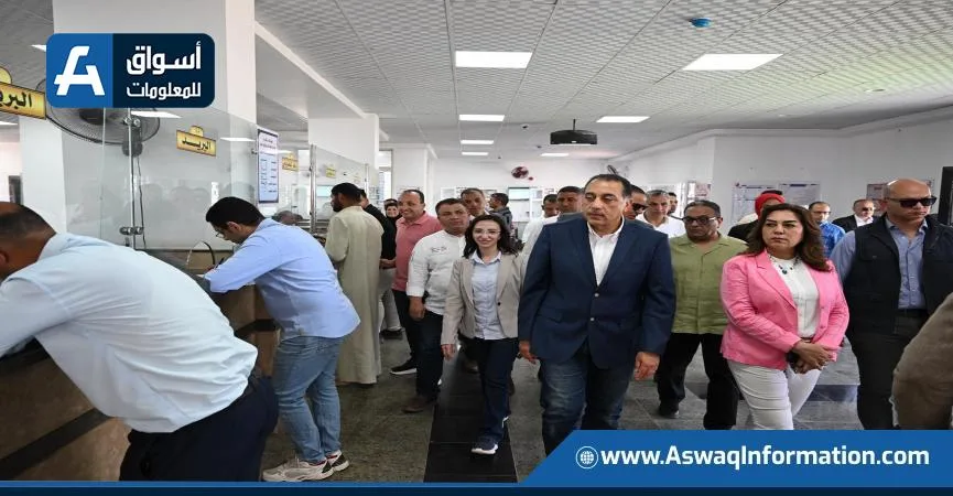 رئيس الوزراء يزور المركز التكنولوجي الشامل لدعم المواطنين في قرية زاوية صقر | صور رئيس الوزراء يزور المركز التكنولوجي الشامل لدعم المواطنين في قرية زاوية صقر | صور