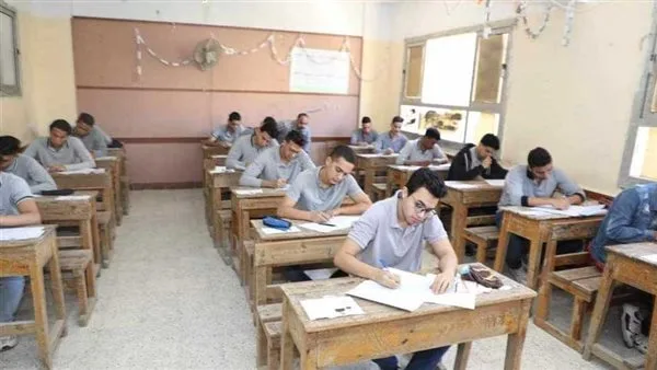 اختبارات الثانوية العامة 2025.. نماذج من السنوات الماضية اختبارات الثانوية العامة 2025.. نماذج من السنوات الماضية