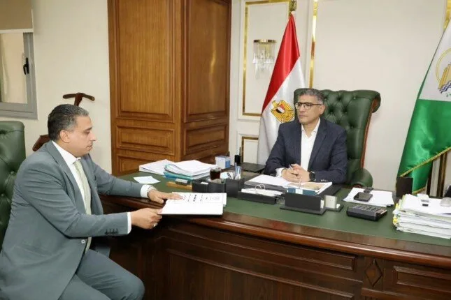 محافظ الجيزة يعلن عن نتائج الشهادة الإعدادية بنسبة نجاح تبلغ 87.46% محافظ الجيزة يعلن عن نتائج الشهادة الإعدادية بنسبة نجاح تبلغ 87.46%