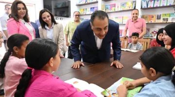 خلال جولته في بعض مشروعات “حياة كريمة” بالمحافظة: رئيس الوزراء يزور مشروع “كتابك” الثقافي في قرية زاوية صقر بالبحيرة