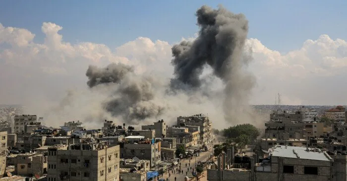 إجمالي أعداد الشهداء والمصابين جراء الهجوم الإسرائيلي على غزة يبلغ 55,297 شهيدًا و128,426 مصابًا. إجمالي أعداد الشهداء والمصابين جراء الهجوم الإسرائيلي على غزة يبلغ 55,297 شهيدًا و128,426 مصابًا.