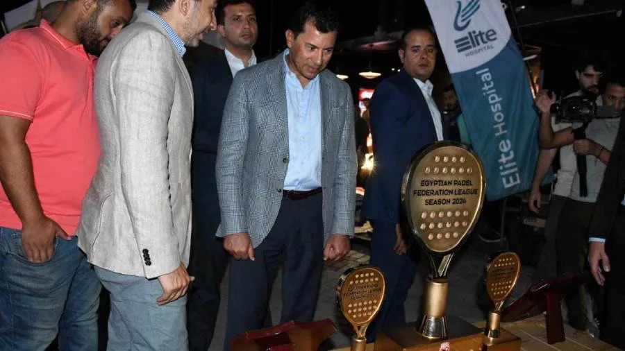 مؤتمر صحفي للكشف عن تفاصيل البطولة العالمية للبادل في سبورتنج مؤتمر صحفي للكشف عن تفاصيل البطولة العالمية للبادل في سبورتنج
