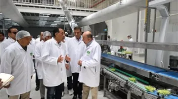رئيس الوزراء يقوم بزيارة شركة مافا الزراعية المغربية