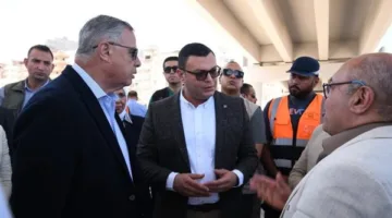 وزير الإسكان ومحافظ الإسكندرية يزوران مشروع بناء ك Bridge 45 “محور السادات”
