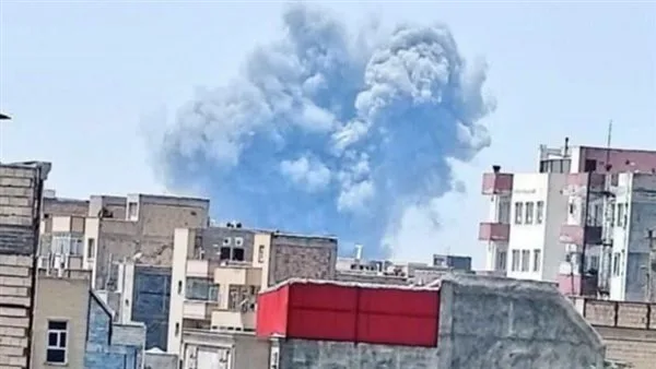 جيش الاحتلال: قمنا بتنفيذ 40 عملية قصف جوي لاستهداف مواقع نووية وعسكرية في إيران. جيش الاحتلال: قمنا بتنفيذ 40 عملية قصف جوي لاستهداف مواقع نووية وعسكرية في إيران.
