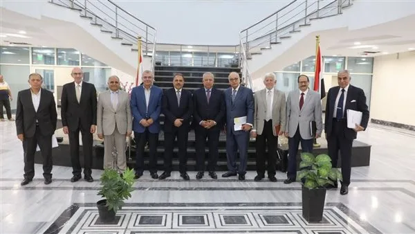 محافظ الشرقية يحضر اجتماع مجلس الأمناء في جامعة الزقازيق الأهلية بمدينة العاشر من رمضان محافظ الشرقية يحضر اجتماع مجلس الأمناء في جامعة الزقازيق الأهلية بمدينة العاشر من رمضان