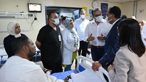 رئيس الوزراء يزور مستشفى وادي النطرون التخصصي للمتابعة. رئيس الوزراء يزور مستشفى وادي النطرون التخصصي للمتابعة.