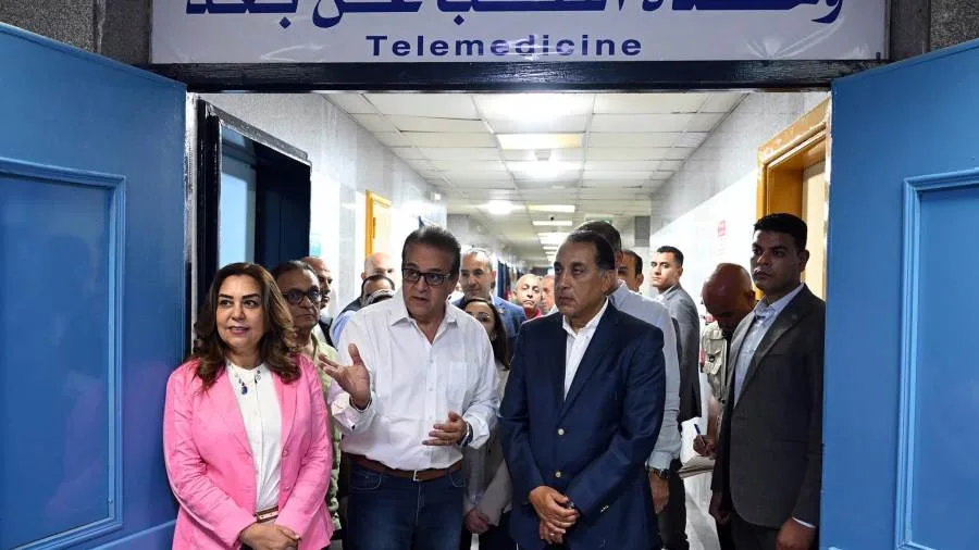 رئيس الوزراء يزور مستشفى وادي النطرون التخصصي للتفقد. رئيس الوزراء يزور مستشفى وادي النطرون التخصصي للتفقد.
