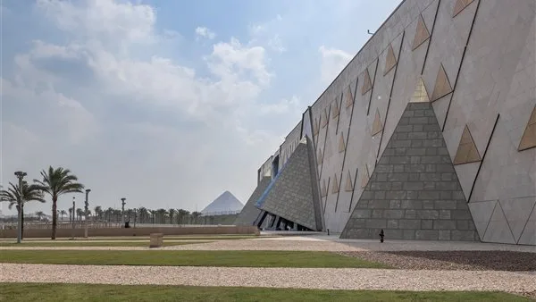تأجيل الافتتاح الرسمي للمتحف المصري الكبير إلى الربع الأخير من هذا العام تأجيل الافتتاح الرسمي للمتحف المصري الكبير إلى الربع الأخير من هذا العام