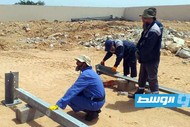 أعمال تركيب بمشروع محطة سوق الثلاثاء في زليتن، 14 يونيو 2025 (الشركة العامة للكهرباء)