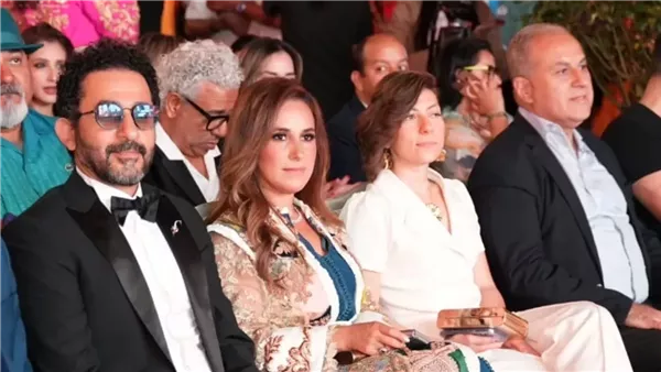 تقدير أحمد حلمي خلال حفل افتتاح مهرجان الفيلم العربي في الدار البيضاء تقدير أحمد حلمي خلال حفل افتتاح مهرجان الفيلم العربي في الدار البيضاء