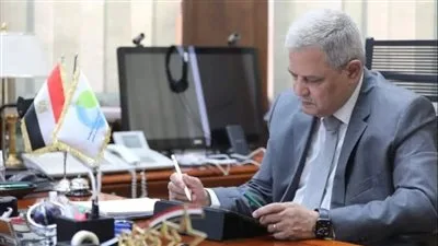 مدير مصلحة مياه القاهرة: فرق فنية تفقد لجان الثانوية العامة للتأكد من توفر مياه الشرب. مدير مصلحة مياه القاهرة: فرق فنية تفقد لجان الثانوية العامة للتأكد من توفر مياه الشرب.