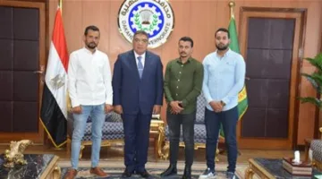 محافظ الدقهلية يسمي المدرسة الإعدادية في القرية باسم البطل خالد عبد العال تخليداً لذكراه وتكريماً لتضحياته وشجاعته.