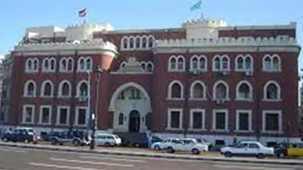 تفاصيل انهيار سقف لجنة امتحانات على طالبة من كلية الهندسة بجامعة الإسكندرية تفاصيل انهيار سقف لجنة امتحانات على طالبة من كلية الهندسة بجامعة الإسكندرية