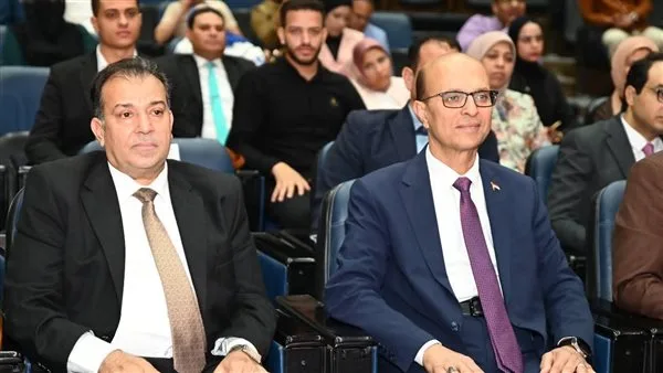 “تعزيز كفاءة الخدمات الحكومية من خلال الإصلاح المؤسسي” .. ندوة توعوية في جامعة أسيوط “تعزيز كفاءة الخدمات الحكومية من خلال الإصلاح المؤسسي” .. ندوة توعوية في جامعة أسيوط
