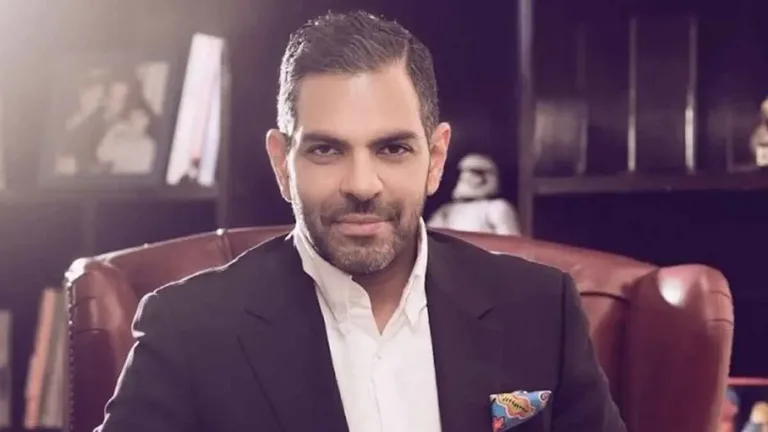 نحلة تودي بحياة الملياردير الهندي سنجاي كابور نحلة تودي بحياة الملياردير الهندي سنجاي كابور
