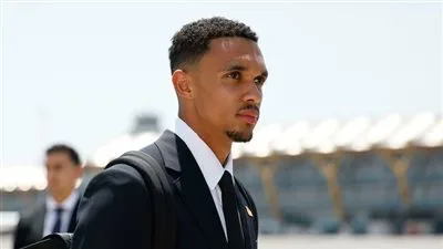 بعد انضمامه لريال مدريد.. ترينت ألكسندر آرنولد يغير سيارته الفاخرة بسبب صفقة النادي مع BMW بعد انضمامه لريال مدريد.. ترينت ألكسندر آرنولد يغير سيارته الفاخرة بسبب صفقة النادي مع BMW