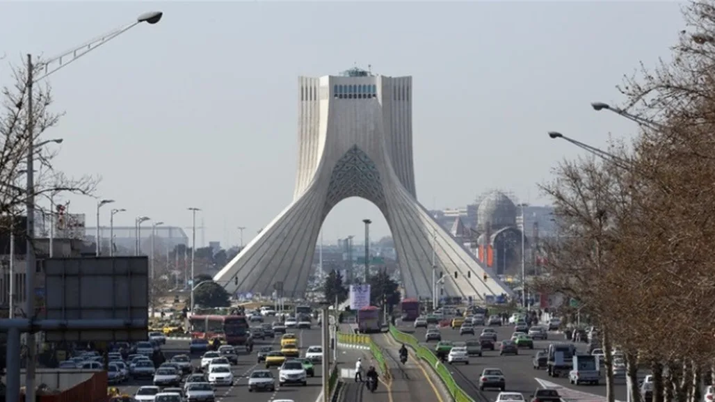سماع دوي انفجارات في طهران سماع دوي انفجارات في طهران