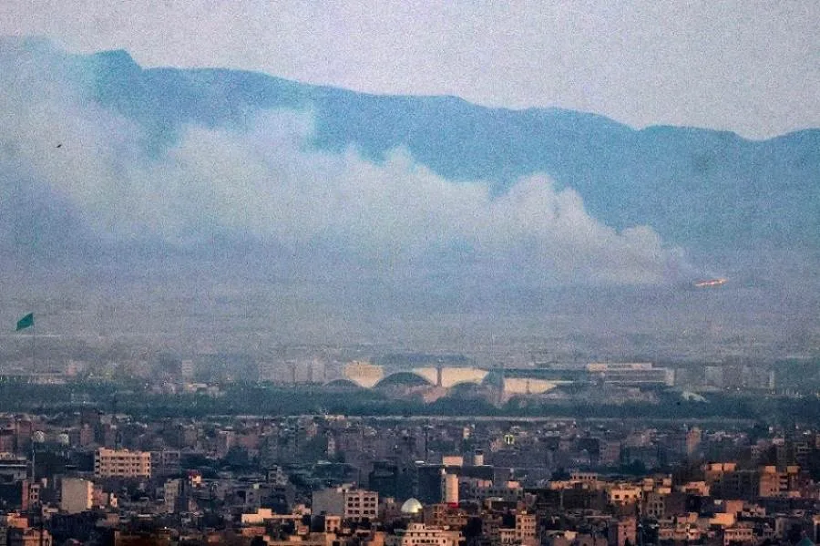 إيران تعزز أمنها في بندر عباس وبزشكيان يتعهد بالرد بقوة إيران تعزز أمنها في بندر عباس وبزشكيان يتعهد بالرد بقوة
