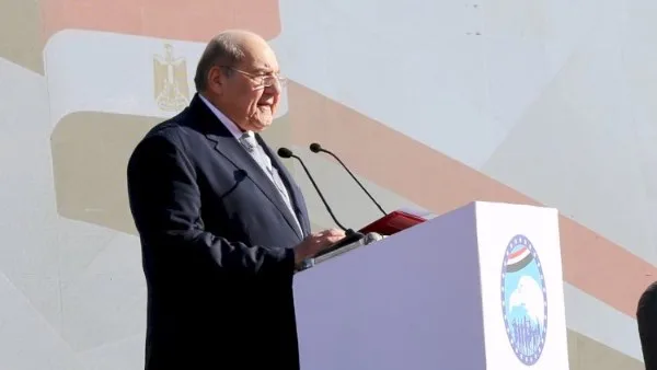 رئيس حزب مستقبل وطن: شباب مصر يمثلون الأمل، ونؤمن بقدرتهم على التمثيل في الانتخابات المقبلة. رئيس حزب مستقبل وطن: شباب مصر يمثلون الأمل، ونؤمن بقدرتهم على التمثيل في الانتخابات المقبلة.