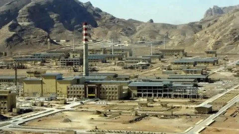 الوكالة الدولية للطاقة الذرية: وقوع أضرار في 4 منشآت داخل الموقع النووي في أصفهان الوكالة الدولية للطاقة الذرية: وقوع أضرار في 4 منشآت داخل الموقع النووي في أصفهان
