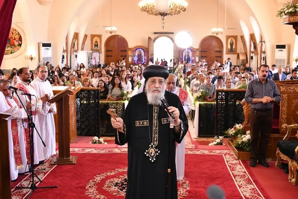 البابا يقوم بصلاة العشية في كنيسة السيدة العذراء والقديسة مارينا بالعلمين. البابا يقوم بصلاة العشية في كنيسة السيدة العذراء والقديسة مارينا بالعلمين.