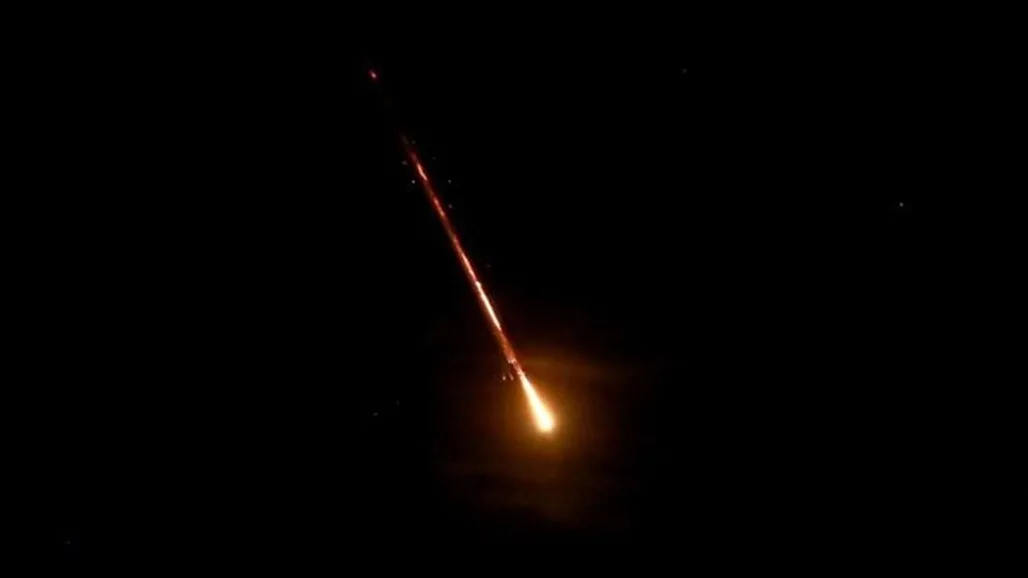 فيديو: لحظة إطلاق الصواريخ الإيرانية نحو إسرائيل فيديو: لحظة إطلاق الصواريخ الإيرانية نحو إسرائيل