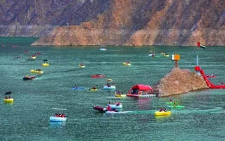مغامرة تحت أشعة شمس «حتا» مغامرة تحت أشعة شمس «حتا»