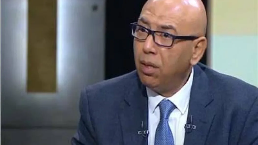 خالد عكاشة: إسرائيل نفذت ضربة استخباراتية قوية، وإيران تستطيع استيعاب الأمر خالد عكاشة: إسرائيل نفذت ضربة استخباراتية قوية، وإيران تستطيع استيعاب الأمر