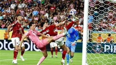 الأهلي ينتهي بالتعادل بدون أهداف مع إنتر ميامي الأمريكي في بداية كأس العالم للأندية الأهلي ينتهي بالتعادل بدون أهداف مع إنتر ميامي الأمريكي في بداية كأس العالم للأندية