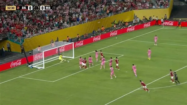 الشناوي يحمي الأهلي من فخ إنتر ميامي وأضاع ركلة جزاء الشناوي يحمي الأهلي من فخ إنتر ميامي وأضاع ركلة جزاء