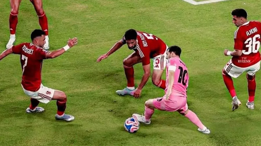 عاجل.. كيف أوقف الأهلي تأثير أعظم لاعب في التاريخ عاجل.. كيف أوقف الأهلي تأثير أعظم لاعب في التاريخ