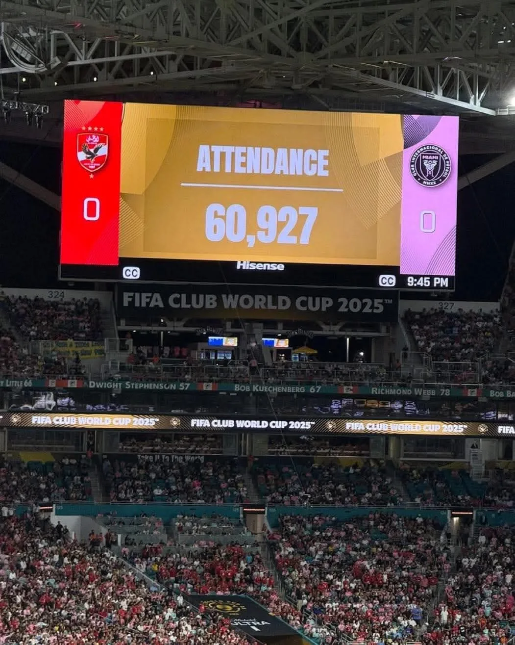 حضور أكثر من 60 ألف مشجع في مباراة افتتاح كأس العالم للأندية حضور أكثر من 60 ألف مشجع في مباراة افتتاح كأس العالم للأندية