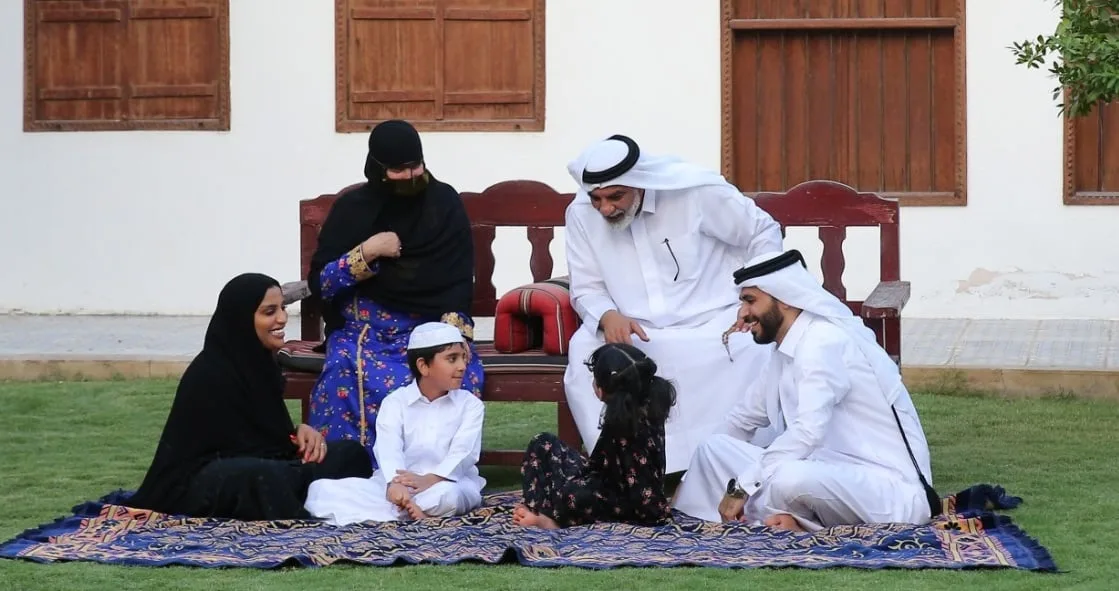 منال المناعي: واجب إنساني واجتماعي في حماية أصحاب المكانة العالية