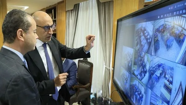 وزير التعليم يزور ميدانيًا بدء امتحانات الثانوية العامة 2025 وزير التعليم يزور ميدانيًا بدء امتحانات الثانوية العامة 2025