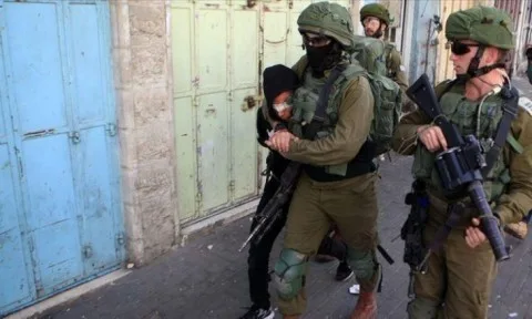 الضفة: القوات الإسرائيلية تعتدي على الفلسطينيين وتستولى على منازلهم الضفة: القوات الإسرائيلية تعتدي على الفلسطينيين وتستولى على منازلهم