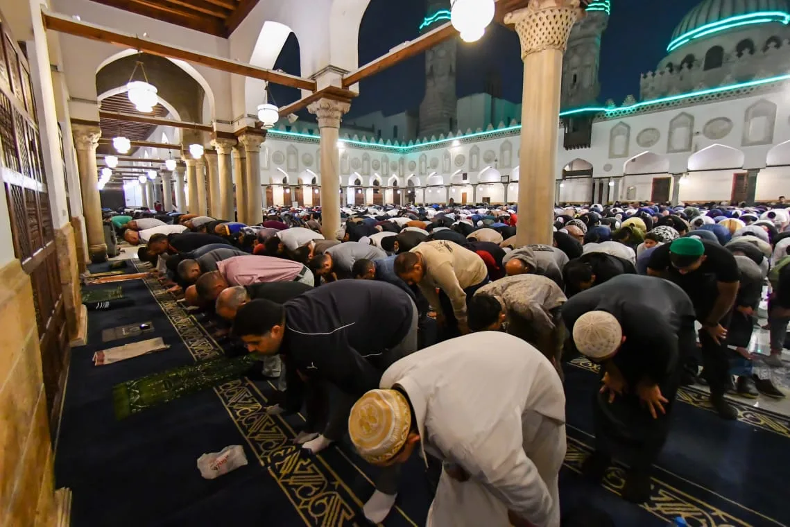 ما هو حكم إطالة الركوع أثناء انتظار المصلي؟.. آراء الإفتاء توضح ما هو حكم إطالة الركوع أثناء انتظار المصلي؟.. آراء الإفتاء توضح