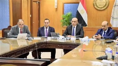 وزير التعليم يوجه بتكثيف الجهود لضمان سير امتحانات الثانوية العامة 2025 بانضباط وانتظام وزير التعليم يوجه بتكثيف الجهود لضمان سير امتحانات الثانوية العامة 2025 بانضباط وانتظام
