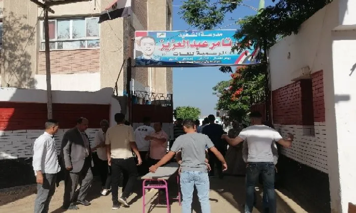 62 ألف طالب يجتازون امتحانات التربية الدينية والوطنية في 155 مركزاً بالشرقية 62 ألف طالب يجتازون امتحانات التربية الدينية والوطنية في 155 مركزاً بالشرقية