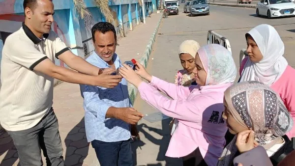 1829 طالبًا وطالبة يبدؤون امتحانات الثانوية العامة للمواد غير المضافة في الوادي الجديد 1829 طالبًا وطالبة يبدؤون امتحانات الثانوية العامة للمواد غير المضافة في الوادي الجديد