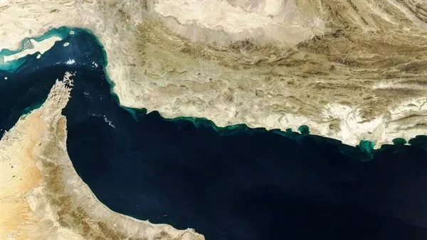 إغلاق مضيق هرمز مطروح للنقاش… وصدام محتمل بين طهران وبكين إغلاق مضيق هرمز مطروح للنقاش… وصدام محتمل بين طهران وبكين